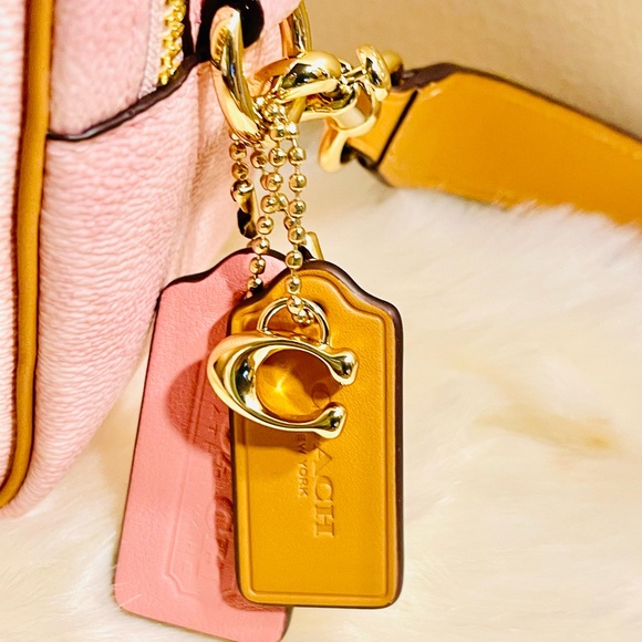 Coach Pink Powder Pink Crossbody Bag with Tan Accent Card Holder - Picture 3 of 10
